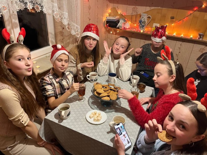 У Гранітненській сільській бібліотеці Мирненської СВА відбувся теплий та веселий сторітелінг «Розваги на Миколая»