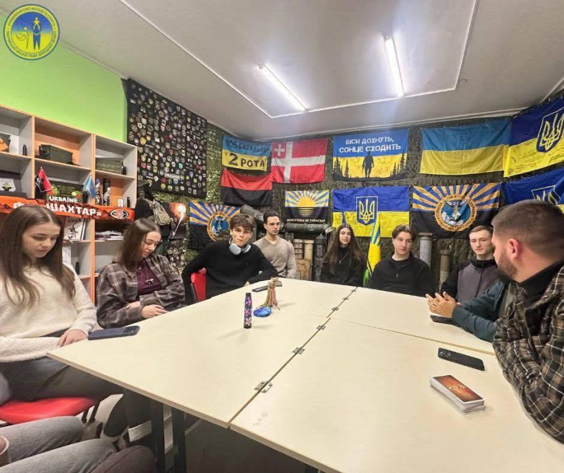 На базі Покровського спортивно-молодіжного центру у м. Дніпро відбулася зустріч Покровської молодіжної ради з Мирноградською та Мирненською молодіжними радами