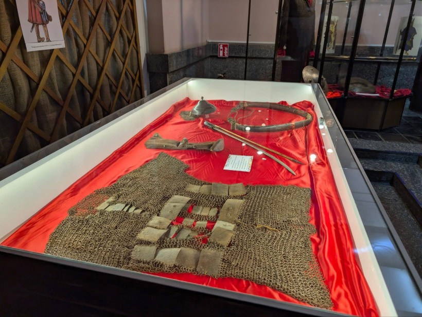 Нащадки Героїв: молодь Мирненської громади вшанувала пам’ять Героїв Крут