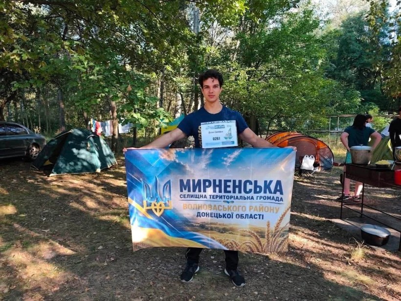 Молодіжна рада при Мирненській селищній військовій адміністрації долучилась до Всеукраїнського щорічного забігу «Шаную воїнів, біжу за Героїв України»