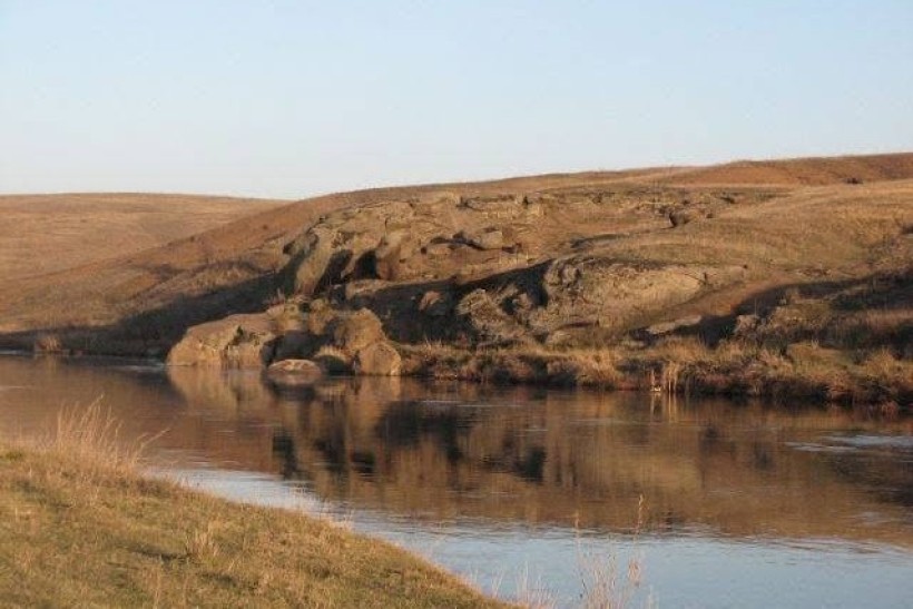 Місце сили Мирненської громади: річка Кальміус та балка Хан-Тарама