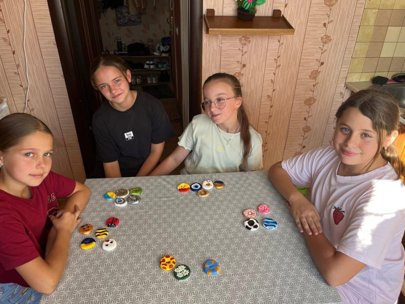 Майстер-клас із виготовлення “Камінців турботи”