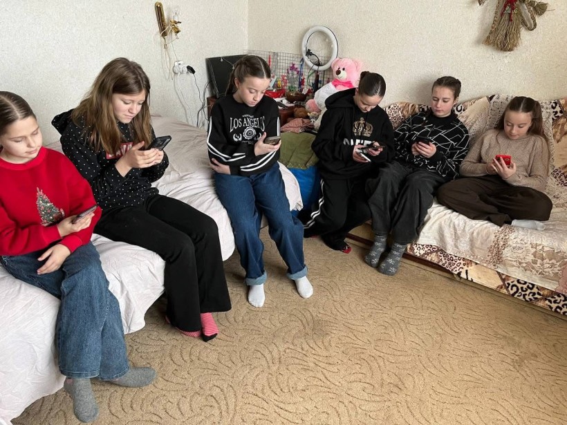 У Гранітненській сільській бібліотеці Мирненської СВА відбувся мобільний челендж «Клік, безпечно!»