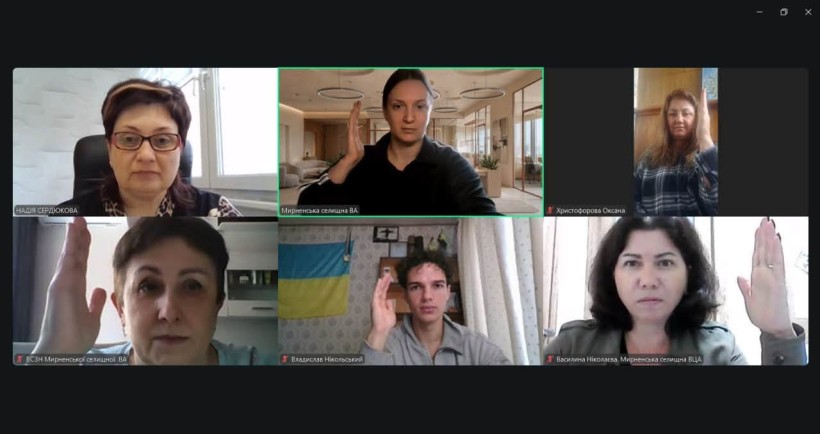 У Мирненській селищній військовій адміністрації відбулося засідання Комісії з розгляду заяв про надання матеріальної допомоги