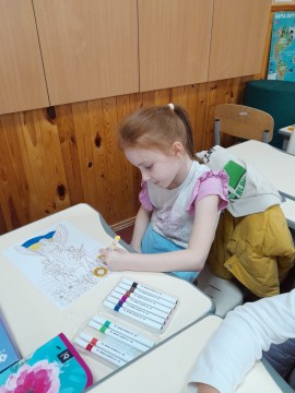 Конкурс дитячих малюнків до Дня захисників і захисниць України