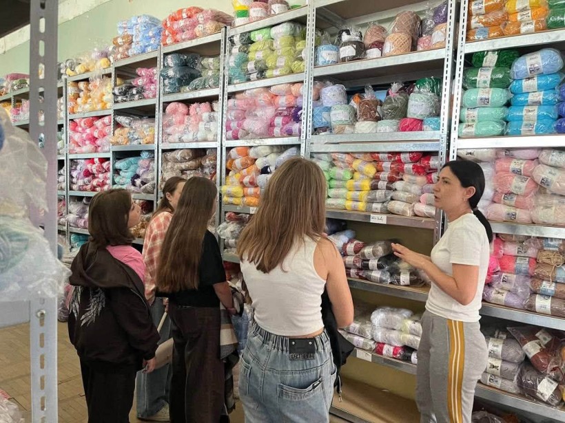 Кольорові клубочки натхнення: діти відкривають світ в’язання гачком