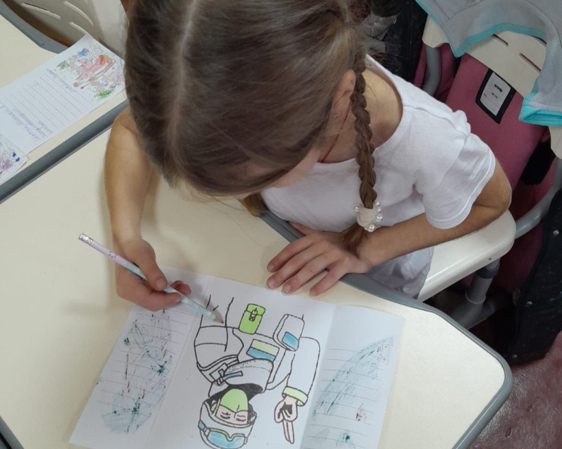 Листівки для наших захисників і захисниць до Дня Збройних сил України