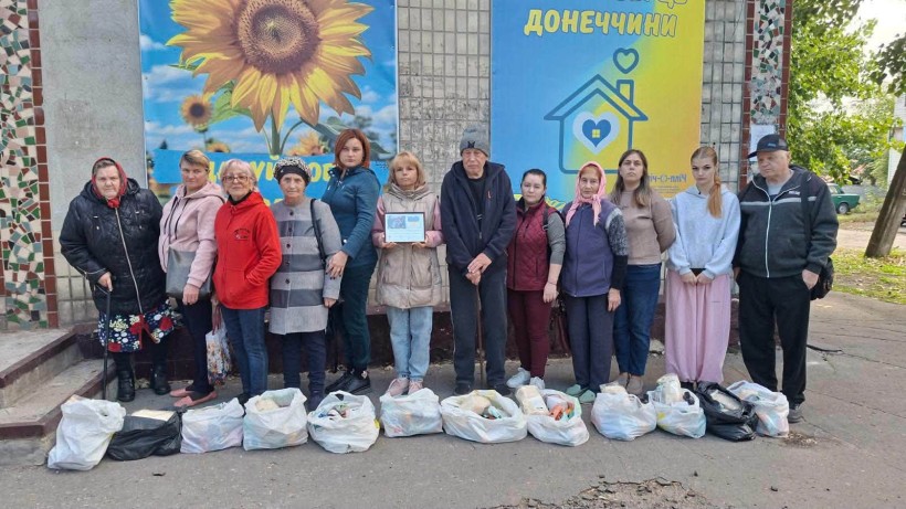 У Центрі підтримки ВПО «Мирне серце Донеччини» у місті П’ятихатки 168 родин отримали гуманітарну допомогу
