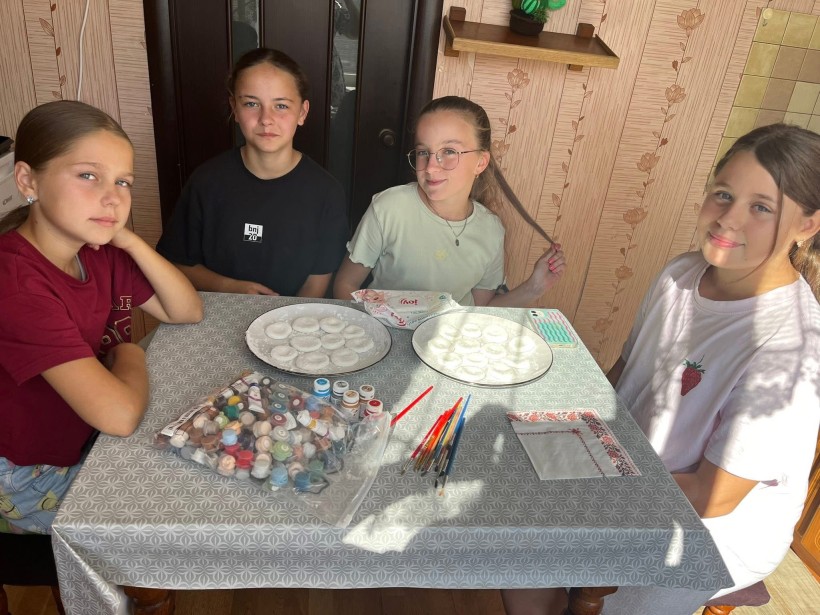 Майстер-клас із виготовлення “Камінців турботи”