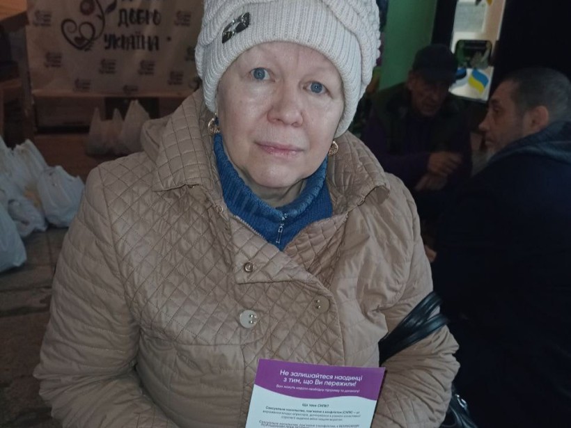 «16 днів проти насильства»: у Центрі підтримки ВПО "Мирне серце Донеччини" розповсюдили тематичні буклети та провели просвітницьку роботу