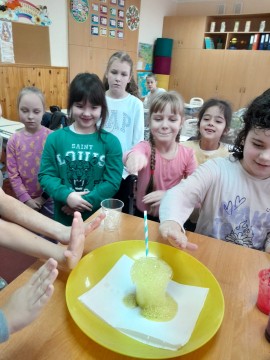 Вибух кольорів та радощі!