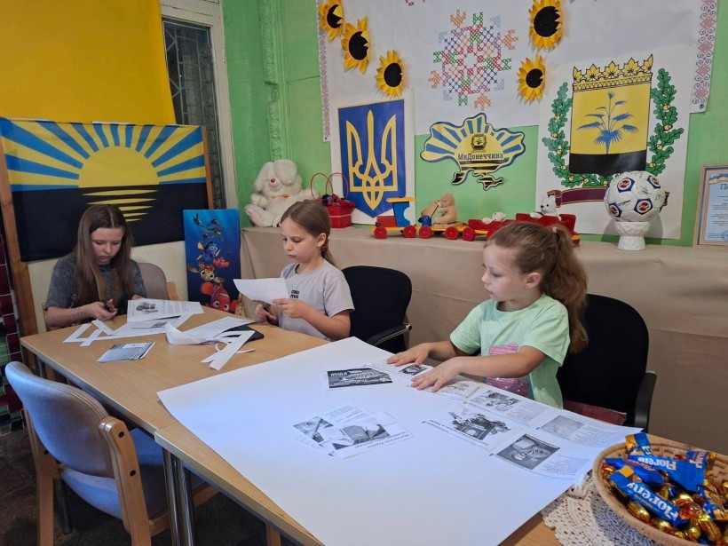 До Дня Конституції України у Центрі підтримки ВПО «Мирне серце Донеччини» було проведено пізнавальний та творчий захід для дітей