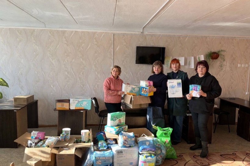 Турбота про матерів і дітей: Мирненська СВА передала гуманітарну допомогу до «Донецького обласного соціального центру матері та дитини»