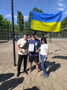 Команда Волноваського району долучилася до Відкритого турніру Маріупольського району з паркового волейболу