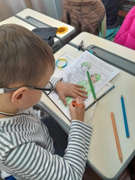 Конкурс дитячих малюнків до Дня захисників і захисниць України