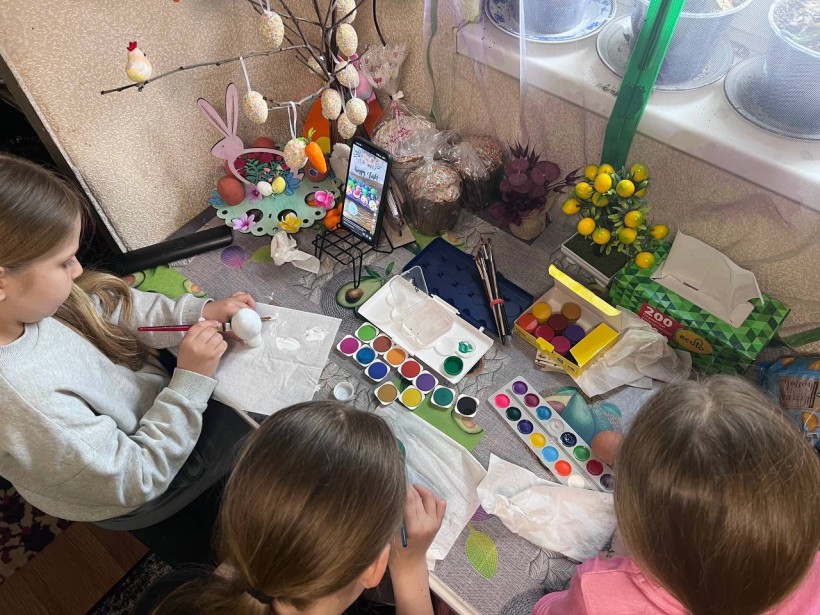 Весна наповнює серця теплом, а Великдень об’єднує у творчості