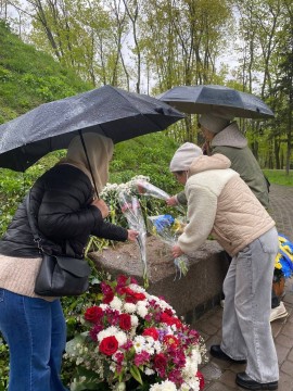 Покладання квітів до місць пам’яті Чорнобильської трагедії