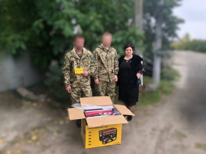 Начальниця Мирненської СВА Надія Сердюкова відвідала наших воїнів у прифронтовій зоні