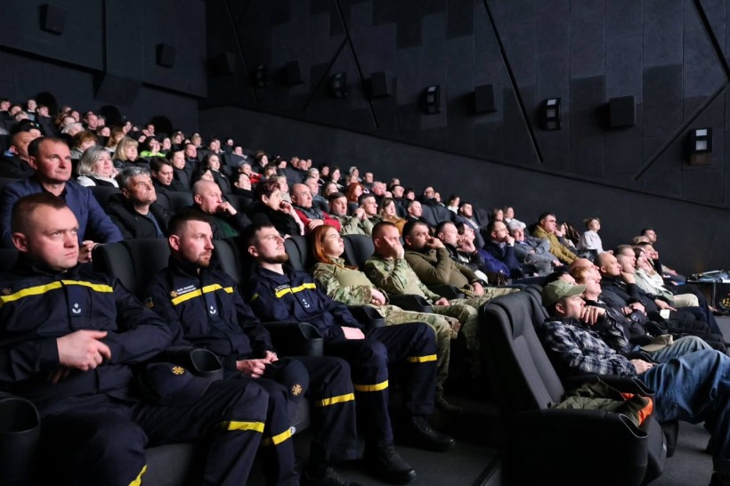 Представники Мирненської громади долучилися до перегляду документального фільму «Гірник»