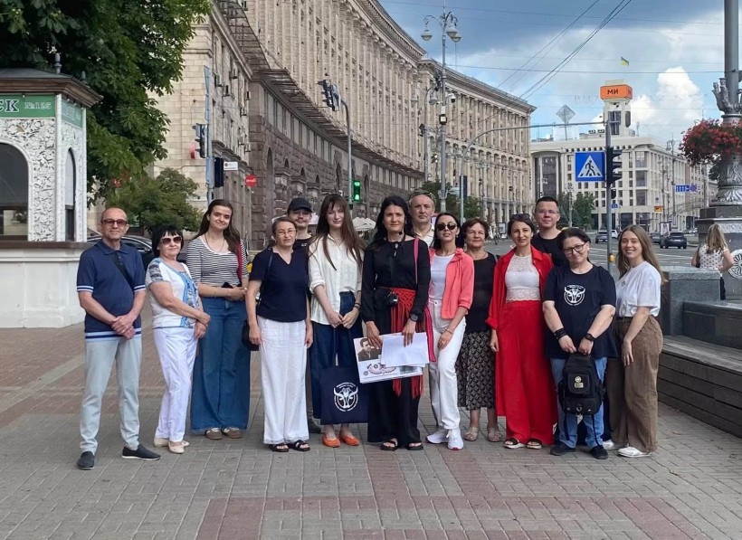 Представники Мирненської громади долучилися до авторської пішохідної екскурсії «Надазовські греки в Києві»