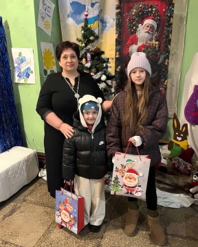 Свято радості й надії для дітей Мирненської громади напередодні новорічних і різдвяних свят