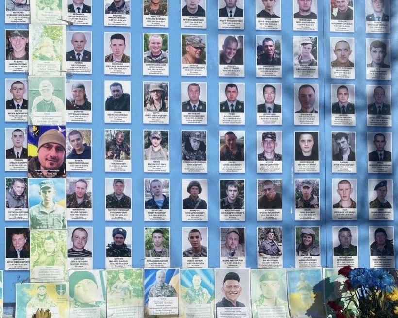 У молитві та пам’яті: Мирненська громада вшанувала Героїв 24 лютого