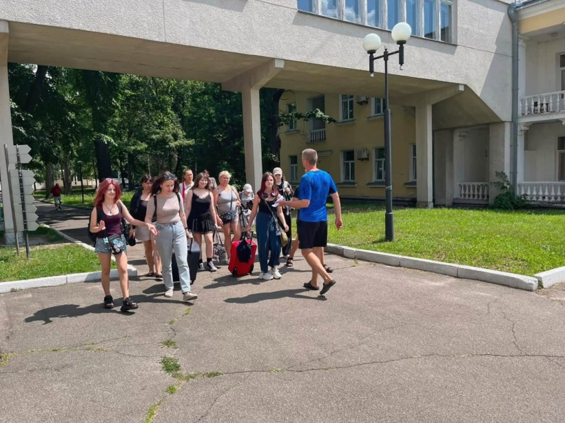 Оздоровлення дітей Мирненської громади триває