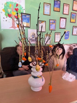 Створення традиційного пасхального дерева