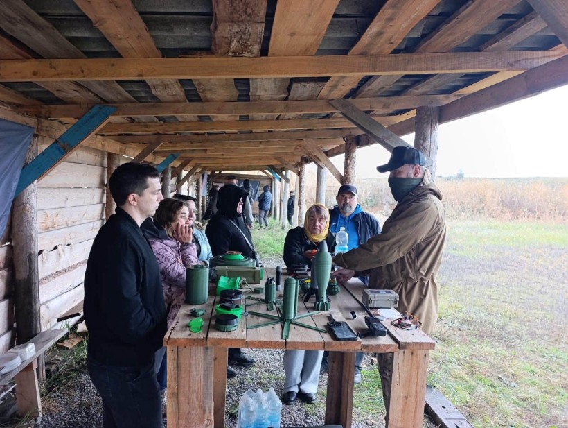 Представники Молодіжної ради при Мирненській селищній військовій адміністрації долучилися до військово-прикладного заходу «Шлях до Вовчої зграї»