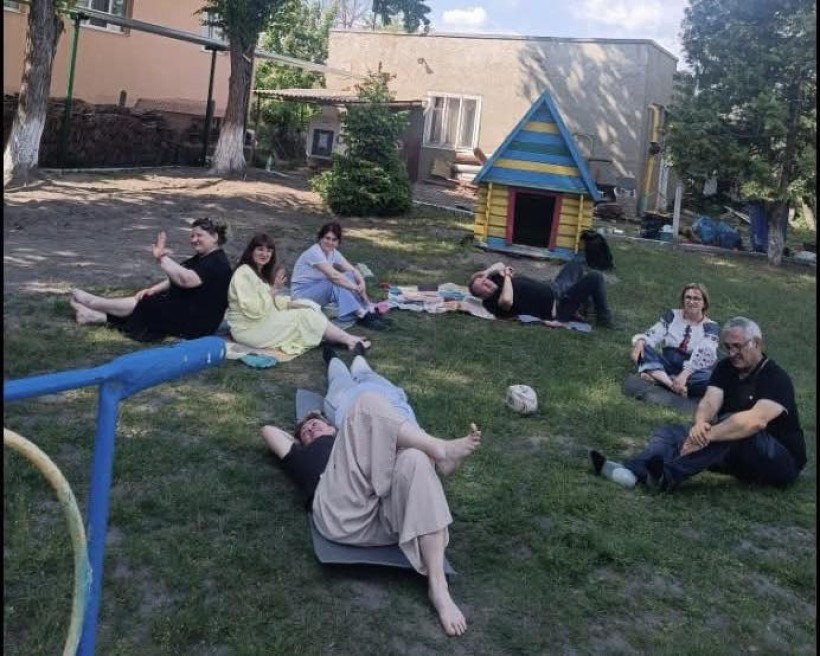 Сміливість, підтримка та відновлення: участь у терапевтичному заході в родинному центрі «Витанія»