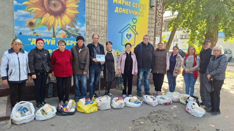 У Центрі підтримки ВПО «Мирне серце Донеччини» у місті П’ятихатки 168 родин отримали гуманітарну допомогу