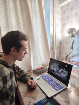 Дистанційний перегляд кінострічок присвячений героїчним боям під Крутами