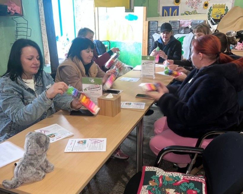 Тренінги, що об’єднують: у «Мирному серці Донеччини» розвивають активне довголіття