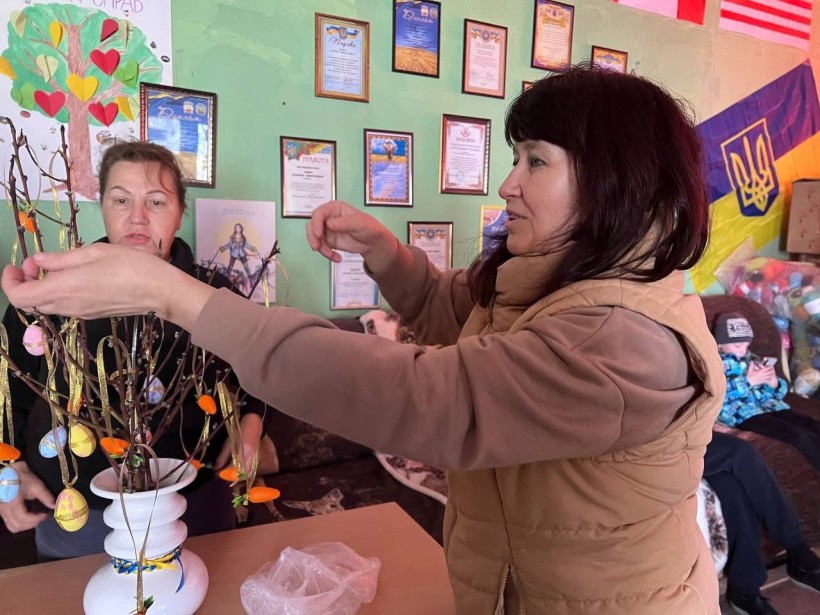 Створення традиційного пасхального дерева