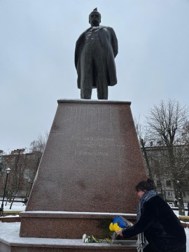 До Дня Соборності України покладено квіти до пам’ятника Тарасу Шевченку