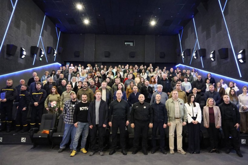 Представники Мирненської громади долучилися до перегляду документального фільму «Гірник»